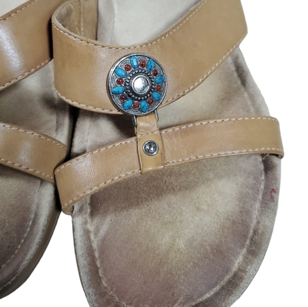 Minnetonka Sandals - Picture 3 of 7